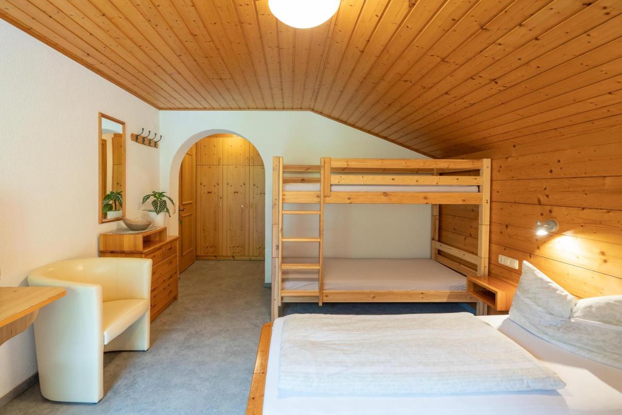 Gaestehaus Fitsch - Ferienwohnung In Silbertal Luaran gambar
