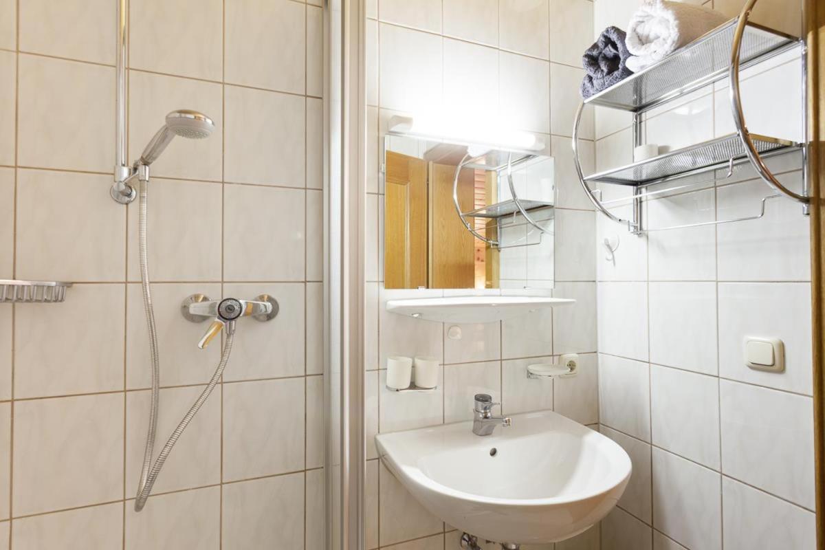Gaestehaus Fitsch - Ferienwohnung In Silbertal Luaran gambar